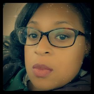 Meet your Posher, Kyana